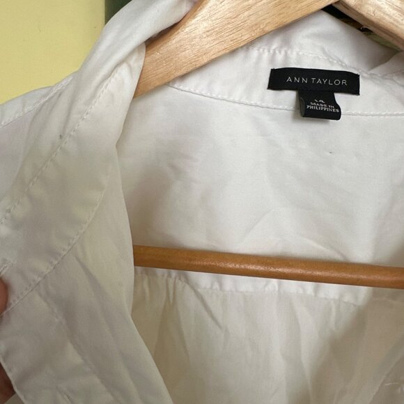 Ann Taylor White Button-Up Long Sleeve Shirt Size 14 Classic Button Up work shir - Picture 3 of 9